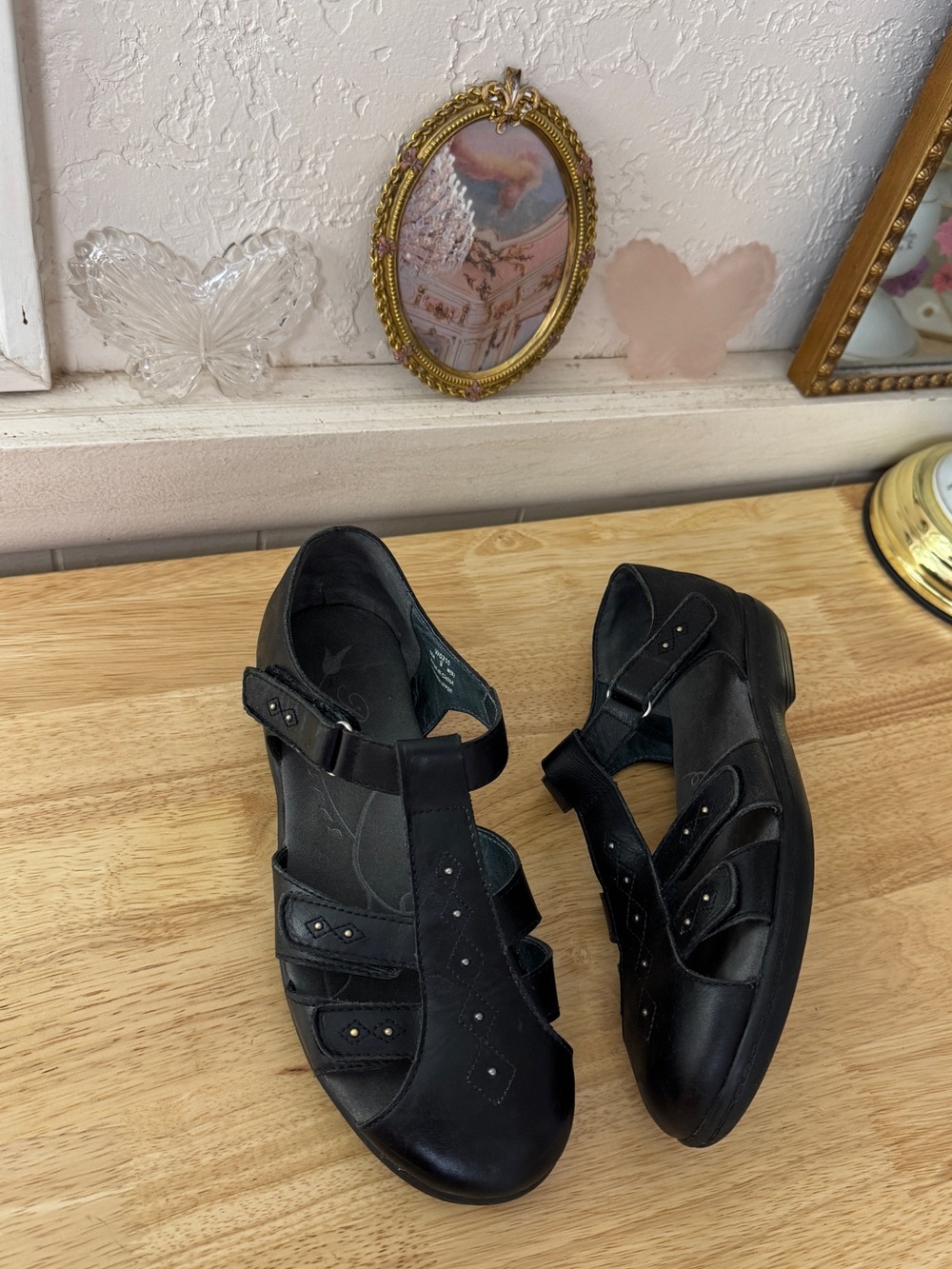 Propet Black Leather Fisherman Sandals Comfort Shoes Size 9 Whimsical Casual